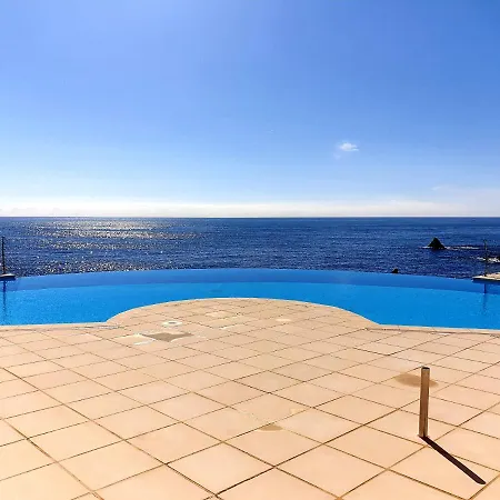 Au Coeur D'une Unique * Saint-Raphael (Var)